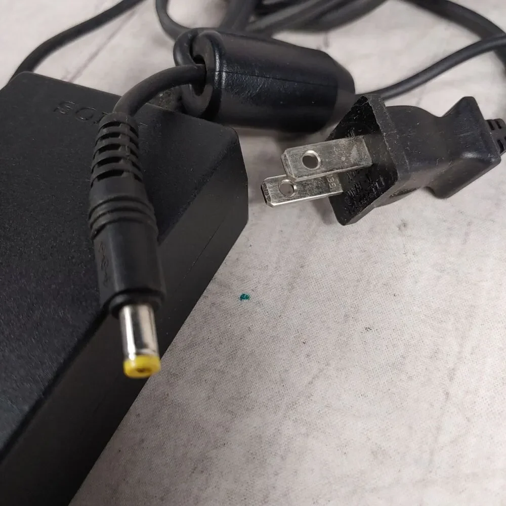 AC Adapter Sony Playstation 2 - SCPH-70100 8.5V 5.65A SCPH-79100 - Original OEM